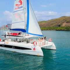 Sunrise Catamaran Yacht Tour