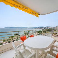 2 Bedroom Cozy Apartment In Cannes