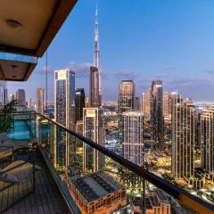 Sky-High 2BR - Infinity Pool & Burj Khalifa Views