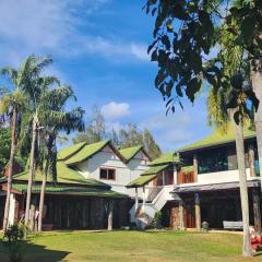 Phoenix Golf 10 Badroom Pool Villa