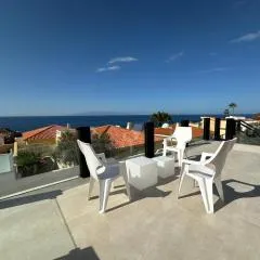 Ocean Vibes with sea view and private heated pool