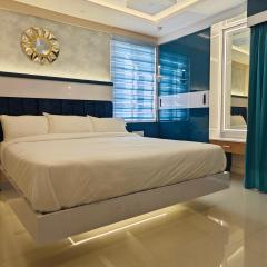 Evara - Premium Fully AC - 3BHK Luxury Apartment with Style