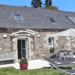 Maison charmante à Botsorhel avec jardin clos