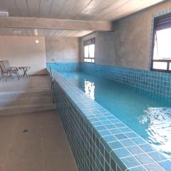 Studio entre Tenório e Praia grande, piscina aquecida