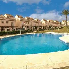 Awesome Home In San Luis De Sabinillas