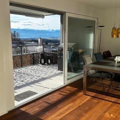 Modernes 3,5 Zimmer Apartment 100 m2 mit Alpenblick und 2 Terrassen