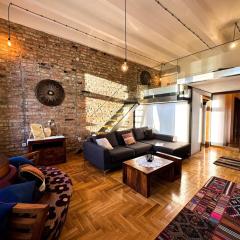 Friends Loft Sava View Old Town Renovated