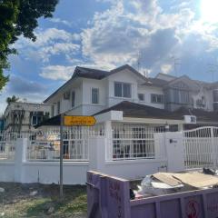 S 75 corner house with pool table
