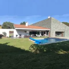 Magnífica Casa Familiar en Moralzarzal Madrid