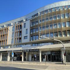 Garbary 100 White Apartment, free parking, self check-in 24h, air-conditioning