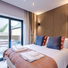 2-BD Apartment with Luxury Finishes in Llandudno