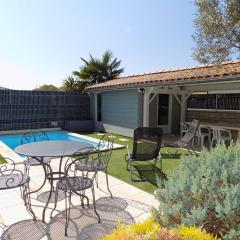 Les Mathes La Palmyre - MAISON MITOYENNE en PIERRES - avec PISCINE PRIVEE