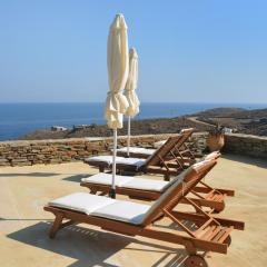 Heliopetra Family Home with a swimming pool in the area of Otzia