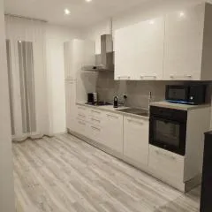 Appartamento Moderno, Comfort, Mare e Posizione Top