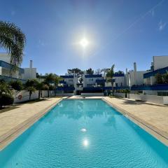 Quarteira Deluxe With Pool by Homing