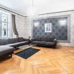 Carlton Suites