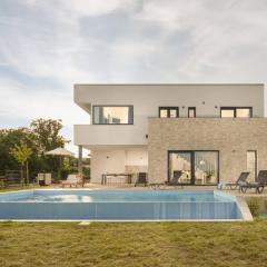 Villa Cala Sonriso for 8 people near Pula with heated pool & sea view