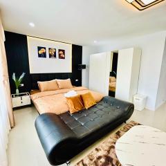 Vibe Phuket Relax in Town