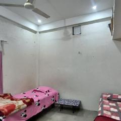 Shubham Home stay kumbha