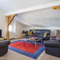 Villa Fortuna Haupthaus II OG links