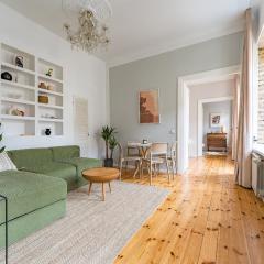 Next to Cathedral Square, Stylish 2BD Gem, Skapo St