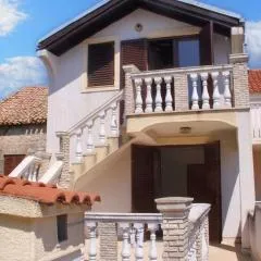 Spacious Apartment in Zlarin + terrace