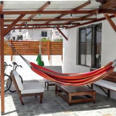 Modern apartment in Pereybère with pool view, 50 m²