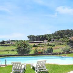 Charming house with shared pool in Requião + Enclosed garden