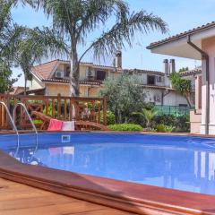 Cosy Villa in Ladispoli with Private Pool