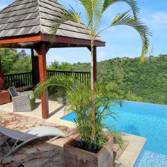 Charmant Bungalow avec vue sur la mer à Marigot, 60 m², piscine.