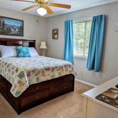 Centrally Located-Well Equipped Kitchen-Forest Views-Pools