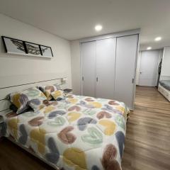 Loft moderno con vista al centro y Monserrate