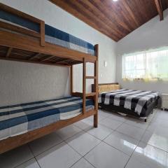 Chalé Beira Mar - 01 minuto andando até a praia da Maranduba