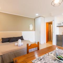 Monoambiente en LEIMA Alojamientos - A metros del Nahuel Huapi y centro - 1 o 2 Huéspedes