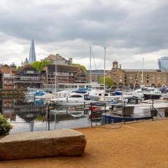 Amazing Marina-Overlooking 1Bed