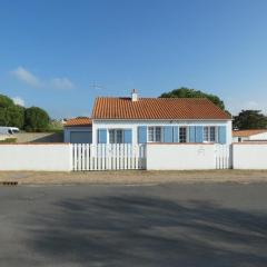 Maison de Vacances à 1km de la Plage - 2 Chambres, Jardin, Terrasses, Proche Commerces - FR-1-540-252