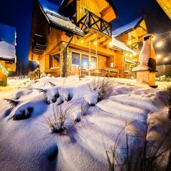 Bieszczadzka Hawira - w Centrum przy Jeziorze z Widokiem dla Rodzin