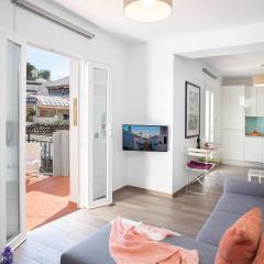 Sunny Terrace & Mountain Views