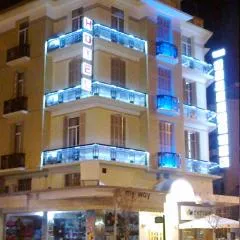Metropolis Hotel