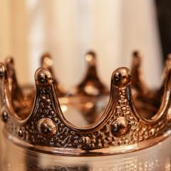 AirHome - Royal Family