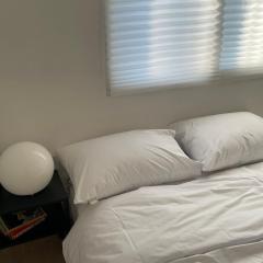 New House deal!! Seoul Moon House - for Family, group trip, 4rooms Walk to Seoul Stn