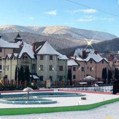 Moonglade Allure Houses