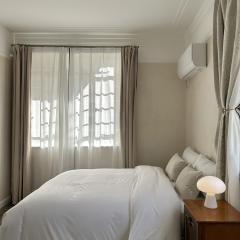 Shanghai Hills& Art Suite 15 - Near Line 1 & 7 Changshu Road Metro