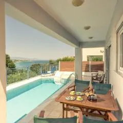 Elegant Villa in Planos + Private Pool.