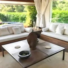Maison d'exception à Arbonne, piscine privée saisonnière.