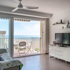 AT020 Apartamento con preciosas vistas de la playa La Paella