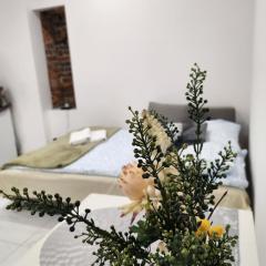 Studio 21 - Ghetto Heroes Square