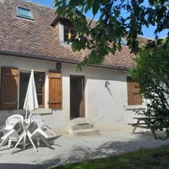 Agréable et jolie maison avec grand jardin