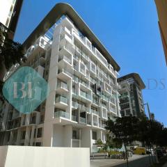 Bloomfields Incredible 1br In Masdar City Oasis