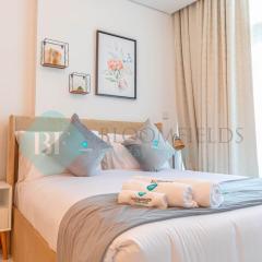 Bloomfields Spacious Stu In Thalassa Beach Front